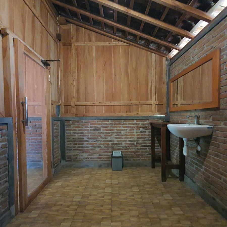 Pinarak Homestay Баньювангі Екстер'єр фото